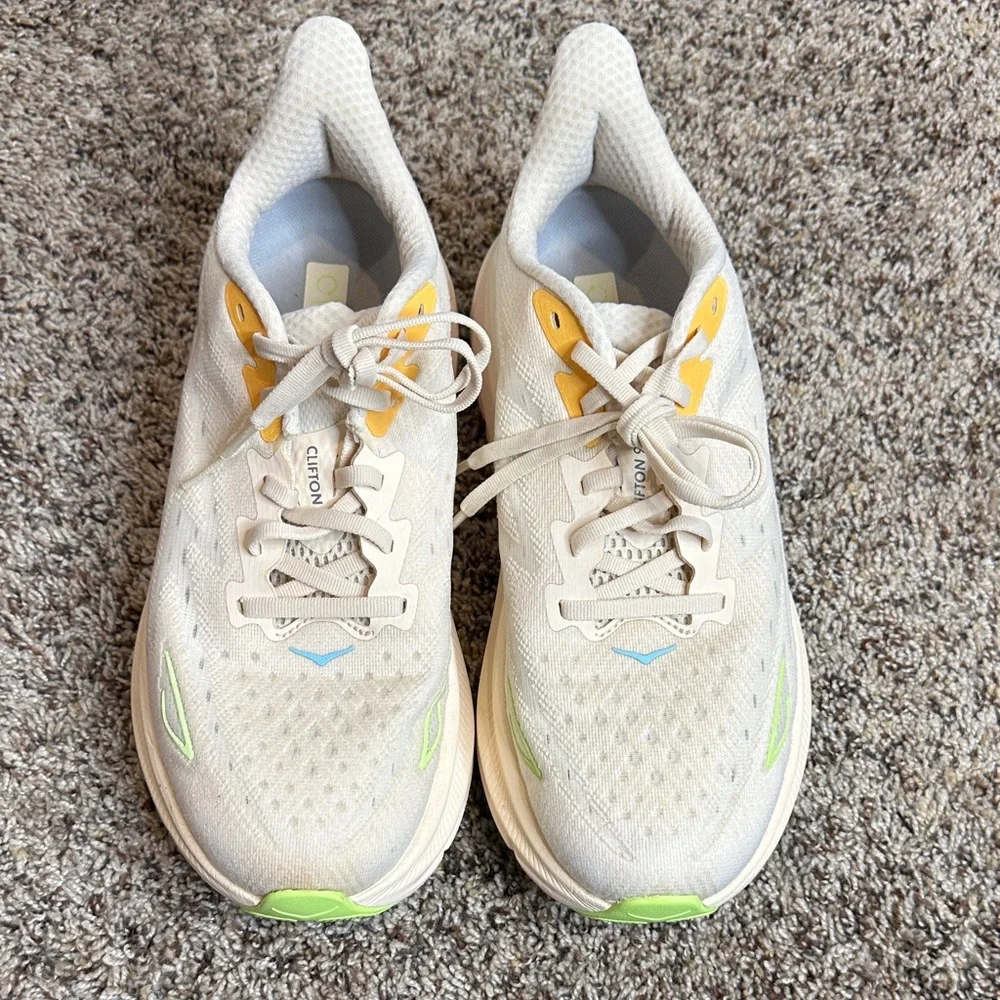 Hoka Clifton - Picture 2 of 7